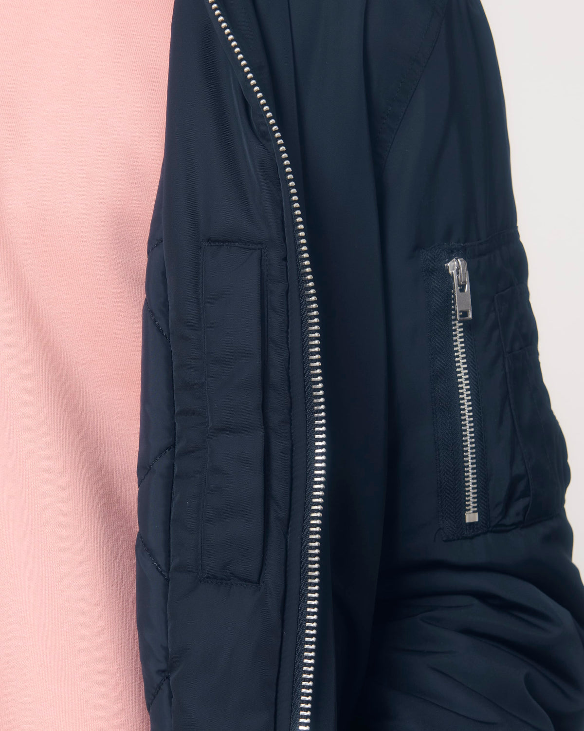 Bomber Takki